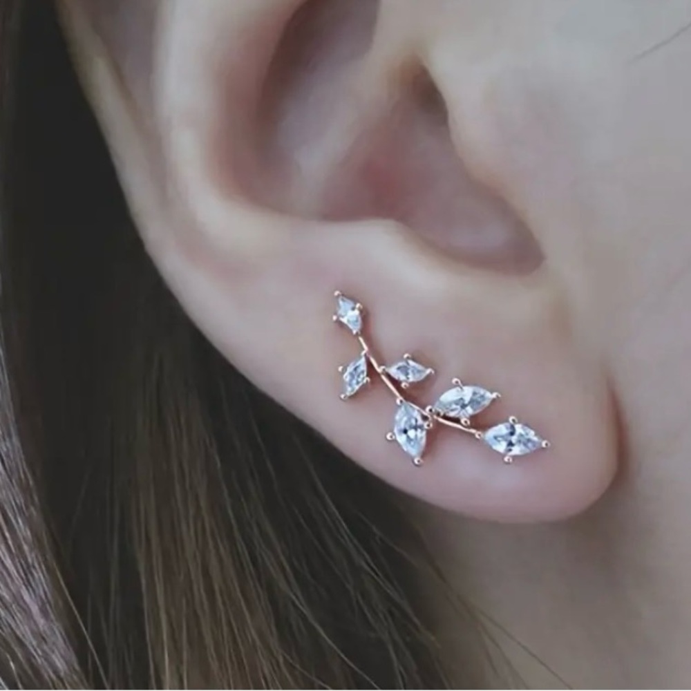Gold Tone Rhinestone Leaf Ear Crawler